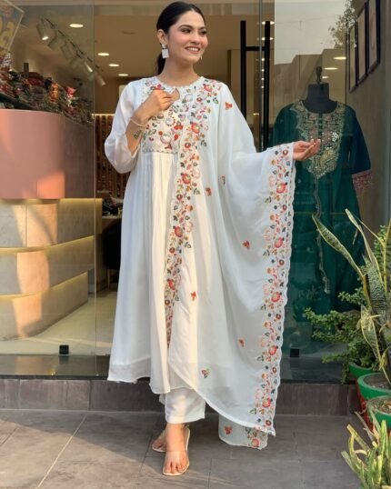 Cotton kurti Pant with Embroidery Malmal dupatta Set